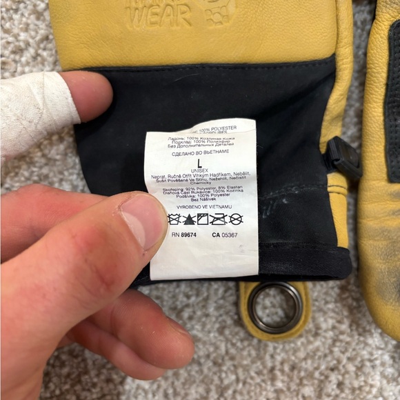 Mountain Hardwear Crux Gore-Tex Infinium Gloves - Picture 5 of 6